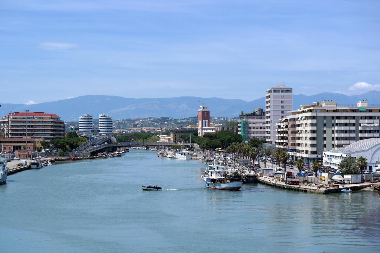 Due Passi Dal Mare Appartement Pescara Buitenkant foto